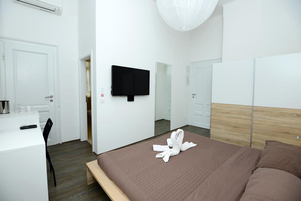 Galeria Rooms Liubliana Habitación foto