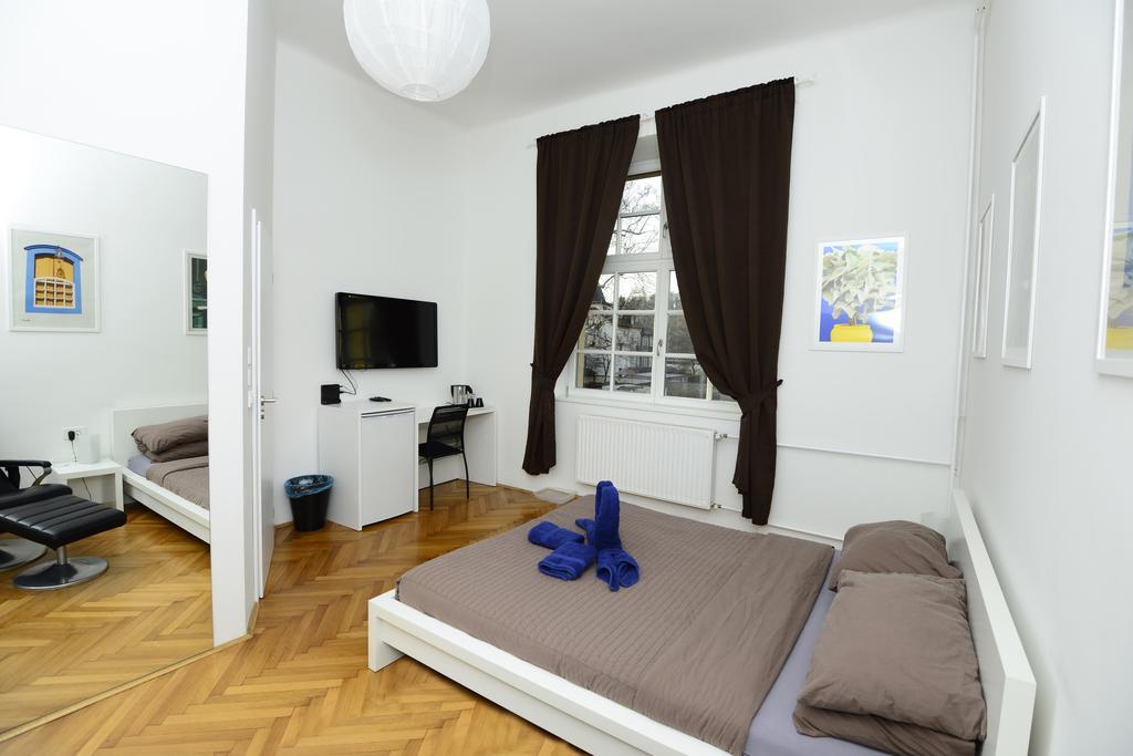 Galeria Rooms Liubliana Habitación foto